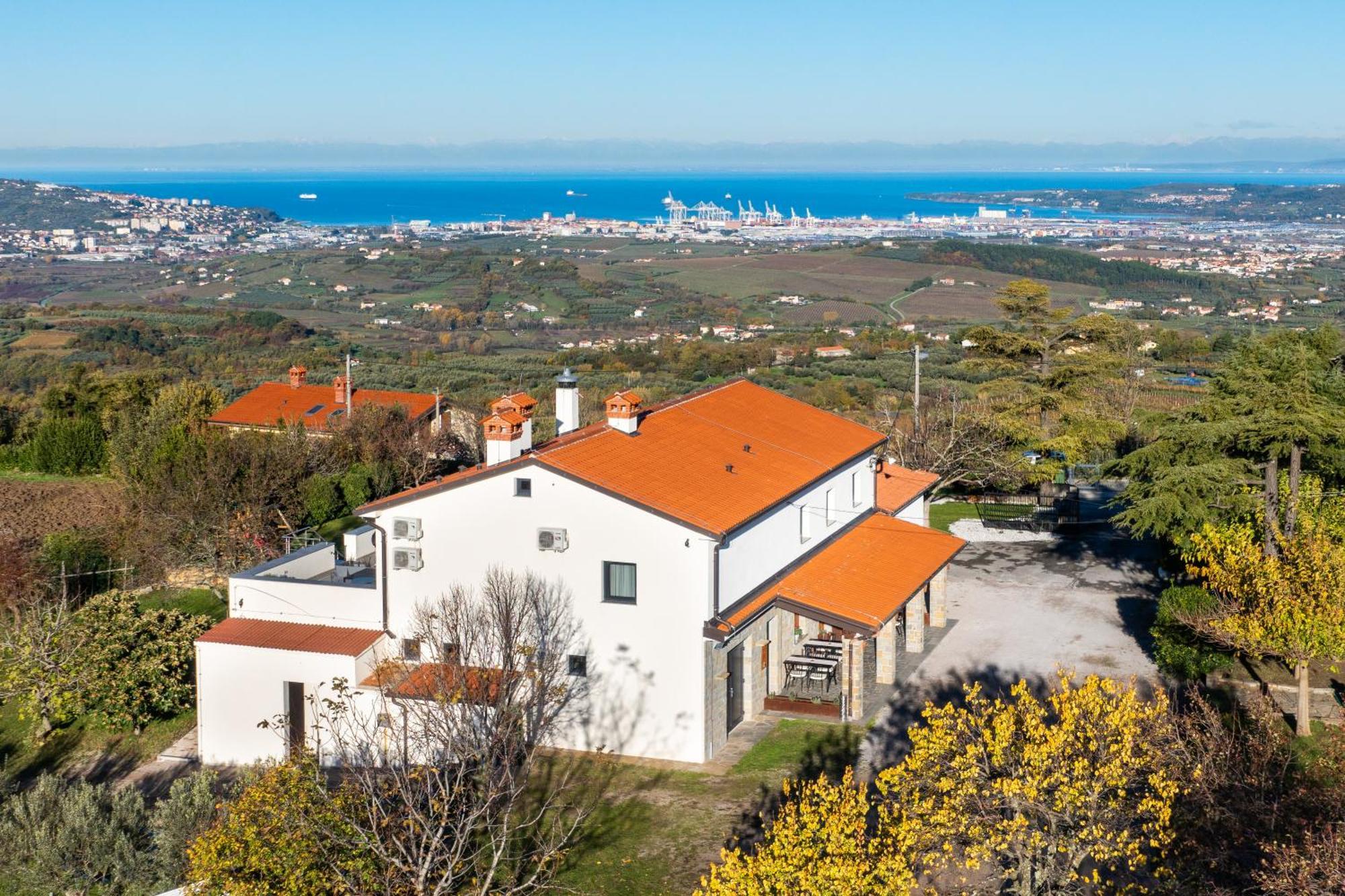 Stok - Rooms, Wine & Restaurant - Marezige, Koper Eksteriør billede