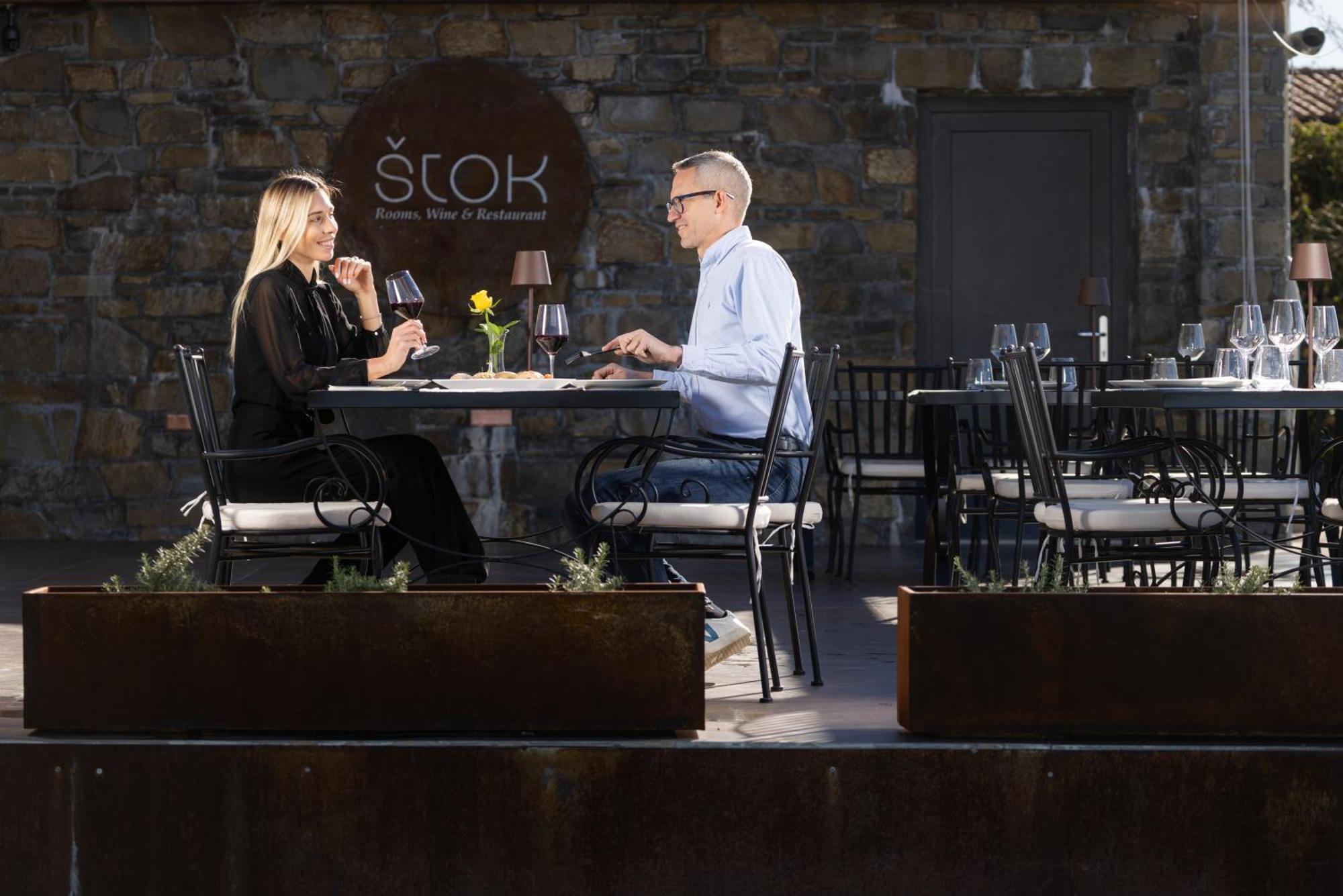 Stok - Rooms, Wine & Restaurant - Marezige, Koper Eksteriør billede